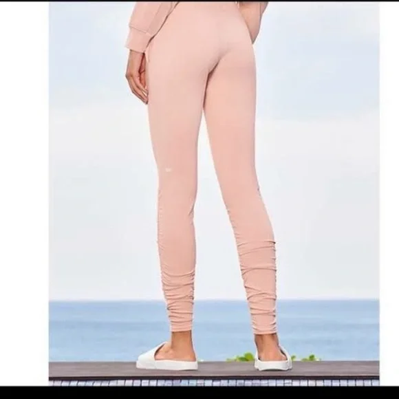 Alo Yoga Solar Sweatpants Pale Mauve NWT Pants Jumpsuits